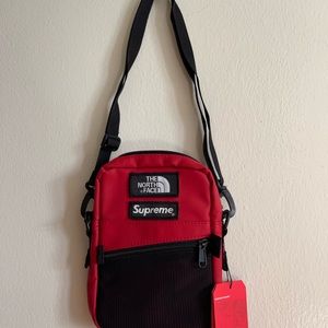 Supreme x The North Face crossbody